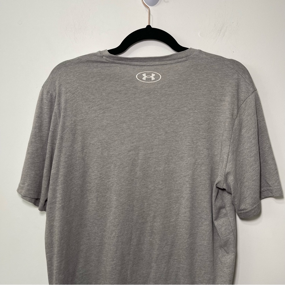 *Sold*
Under Armour Project Rock Men’s Gray Graphic T shirt M “Hardest Worker” - Picture 8 of 10